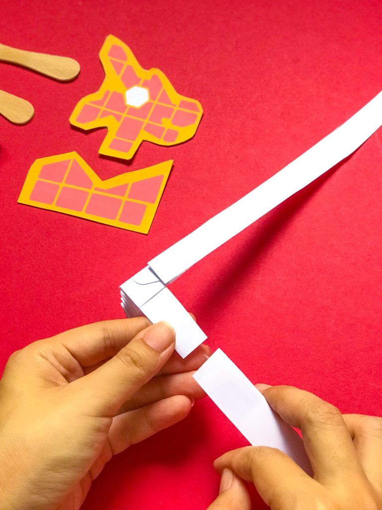 Positive Lee Peilin - Playground Dragon DIY Craft